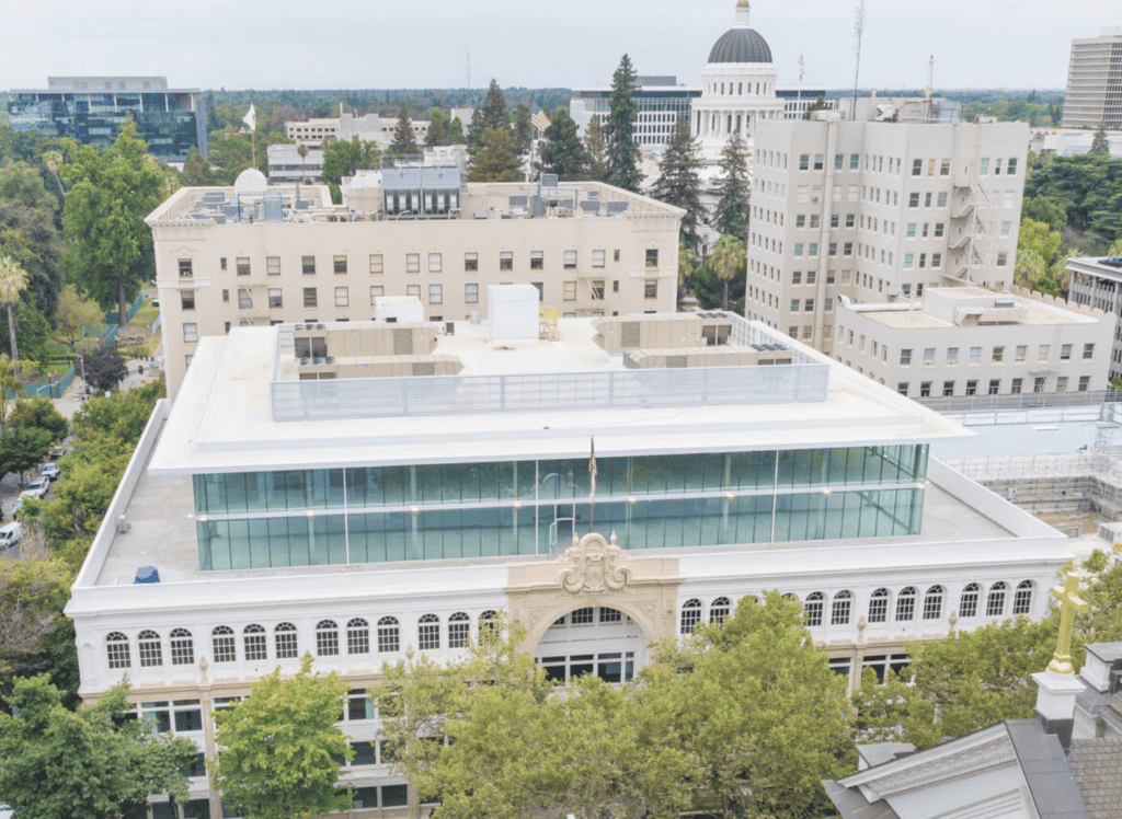 1130 K Street office building rooftop addition, Sacramento